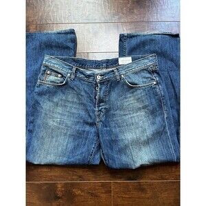 Boss Comfort Fit Straight Leg Button Fly Jean Sz 38 READ BELOW